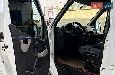 Грузовой фургон Renault Master 2013 в Киеве