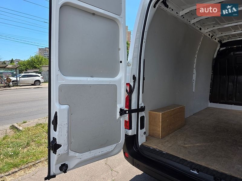 Грузовой фургон Renault Master 2019 в Одессе