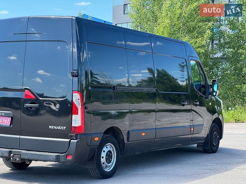 Вантажний фургон Renault Master 2021 в Рівному