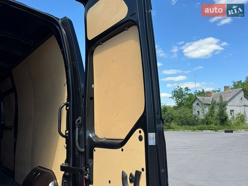 Вантажний фургон Renault Master 2021 в Рівному