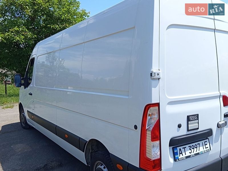 Вантажний фургон Renault Master 2021 в Калуші