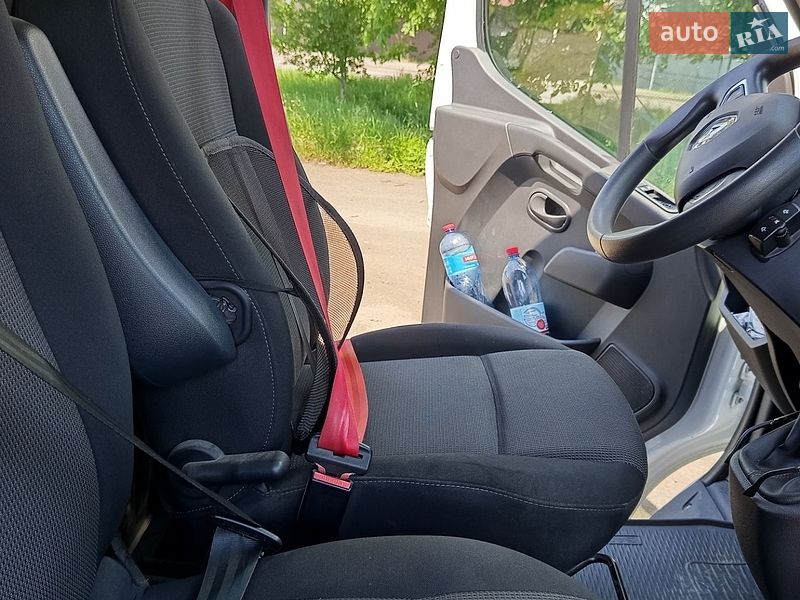 Вантажний фургон Renault Master 2021 в Калуші