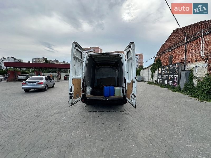 Вантажний фургон Renault Master 2011 в Харкові