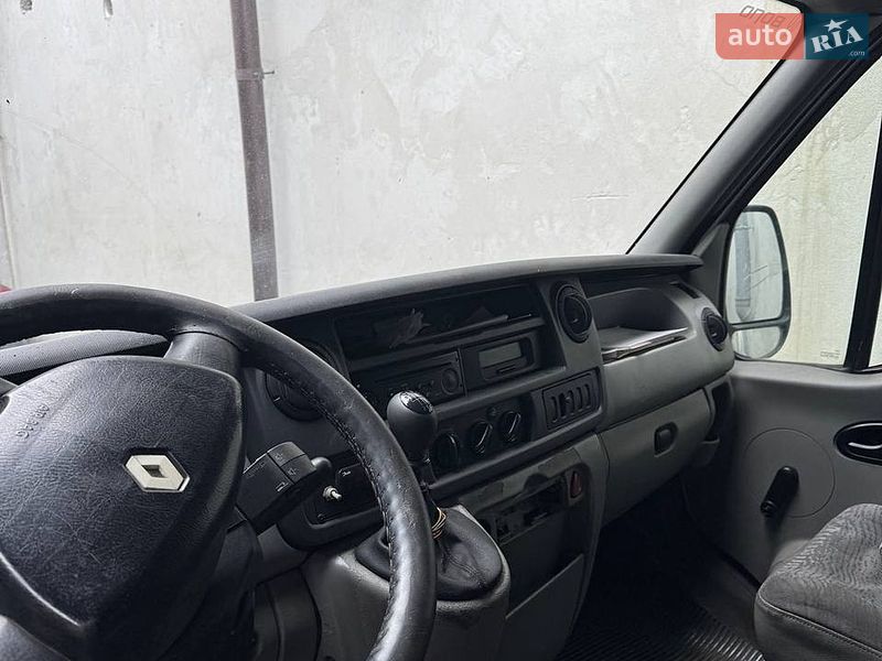 Грузовой фургон Renault Master 2004 в Львове фото 3 Грузовой фургон Renault Master 2004 в Львове