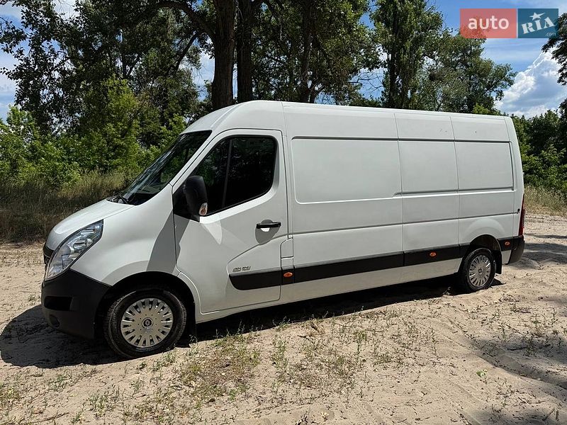 Грузовой фургон Renault Master 2015 в Полтаве