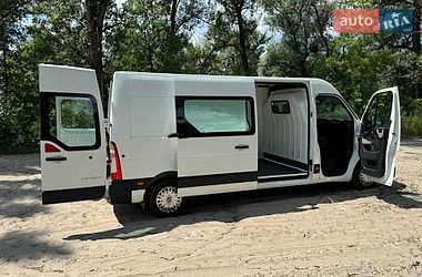 Грузовой фургон Renault Master 2015 в Полтаве