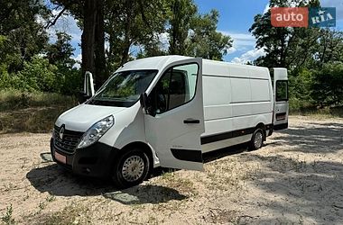 Грузовой фургон Renault Master 2015 в Полтаве