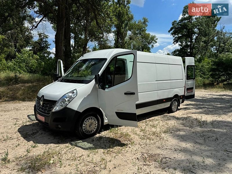 Грузовой фургон Renault Master 2015 в Полтаве