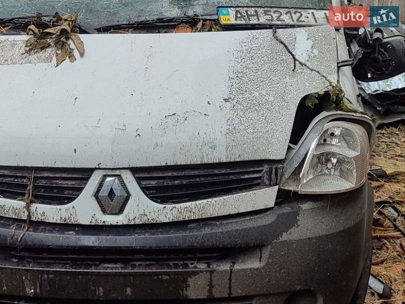 Микроавтобус грузовой (до 3,5т) Renault Master 2008 в Краматорске