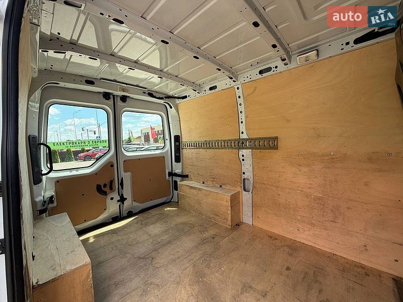 Грузовой фургон Renault Master 2021 в Виннице
