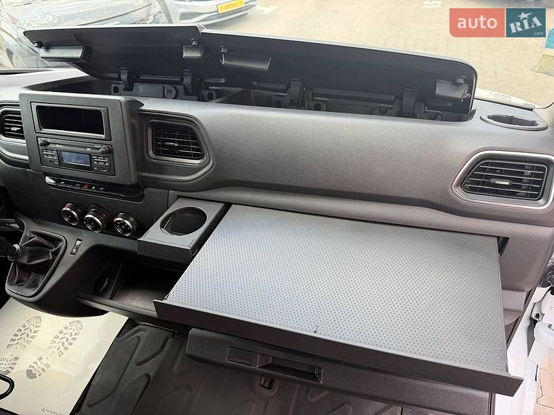 Вантажний фургон Renault Master 2021 в Вінниці