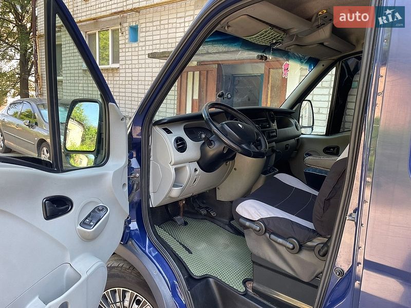 Грузовой фургон Renault Master 2007 в Богуславе