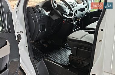 Вантажний фургон Renault Master 2014 в Зміїві