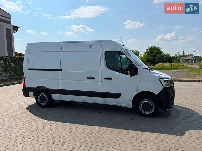 Вантажний фургон Renault Master 2022 в Луцьку