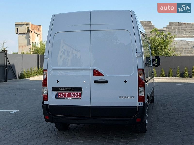 Вантажний фургон Renault Master 2023 в Дубні