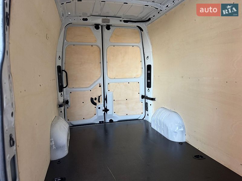 Вантажний фургон Renault Master 2023 в Дубні