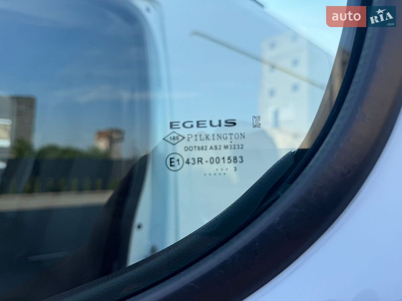 Вантажний фургон Renault Master 2023 в Дубні