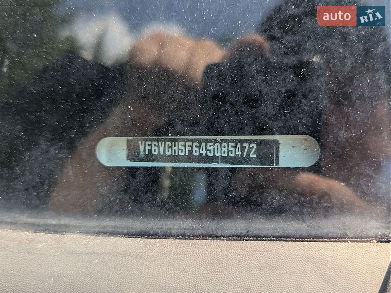 Автовоз Renault Master 2011 в Ровно