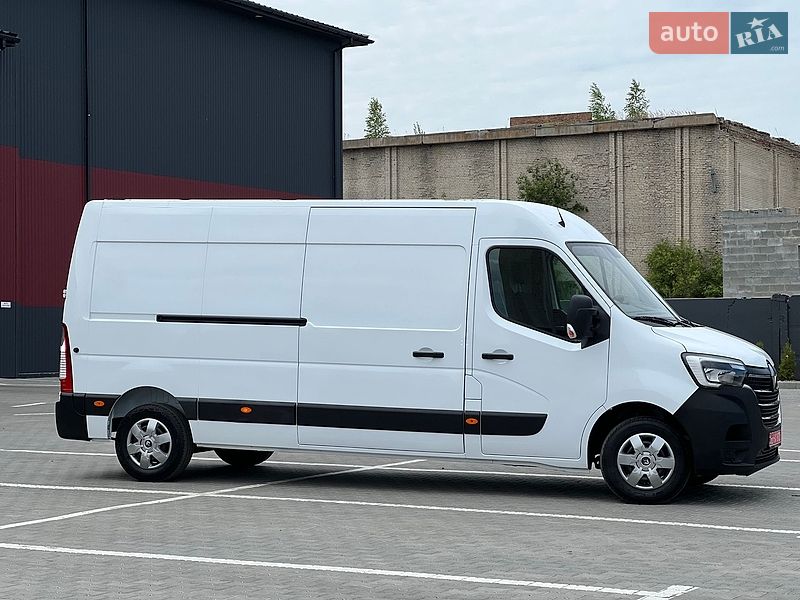 Грузовой фургон Renault Master 2023 в Дубно