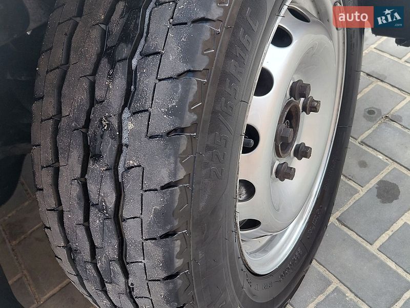 Автовоз Renault Master 2014 в Луцке