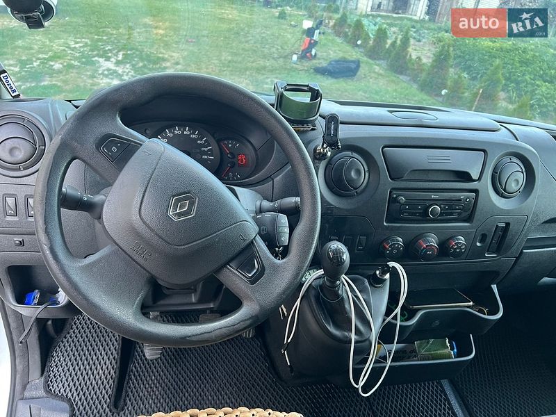 Грузовой фургон Renault Master 2018 в Старой Выжевке
