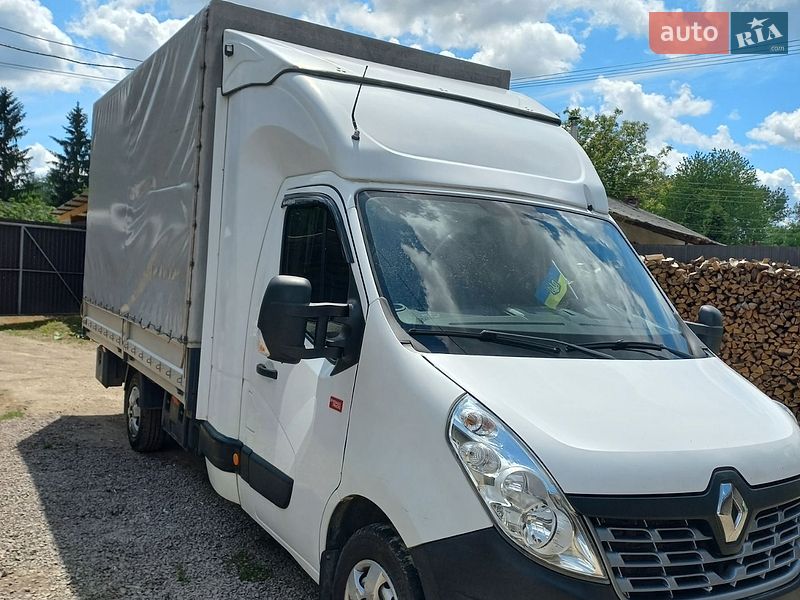 Вантажний фургон Renault Master 2018 в Львові