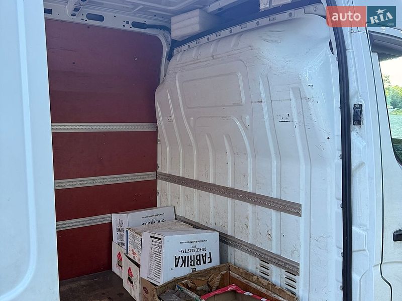 Другие грузовики Renault Master 2014 в Киеве