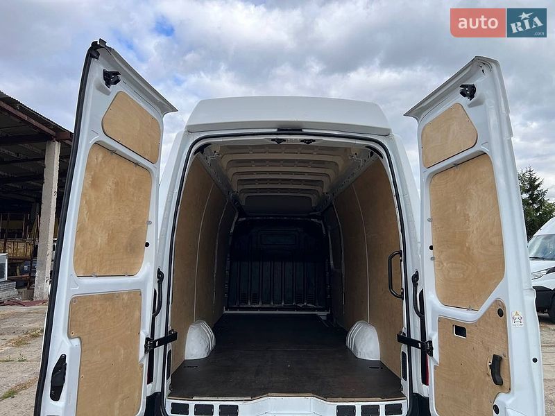 Вантажний фургон Renault Master 2022 в Володимирі