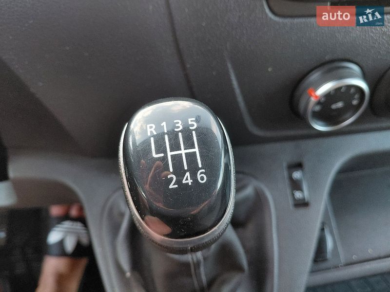 Вантажний фургон Renault Master 2020 в Івано-Франківську