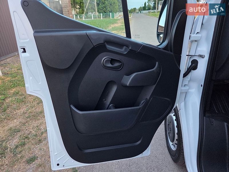 Вантажний фургон Renault Master 2022 в Дубні фото 18 Вантажний фургон Renault Master 2022 в Дубні