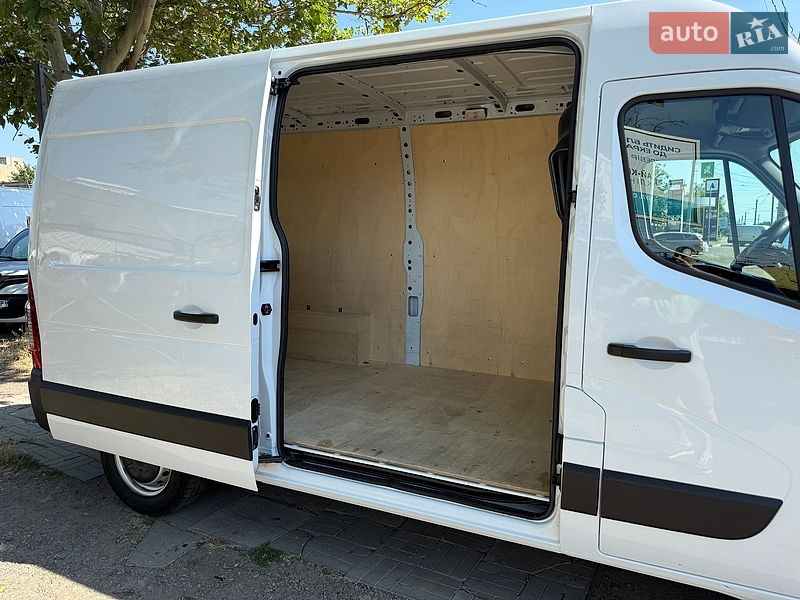 Грузовой фургон Renault Master 2023 в Одессе