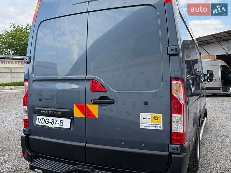 Грузовой фургон Renault Master 2018 в Ровно