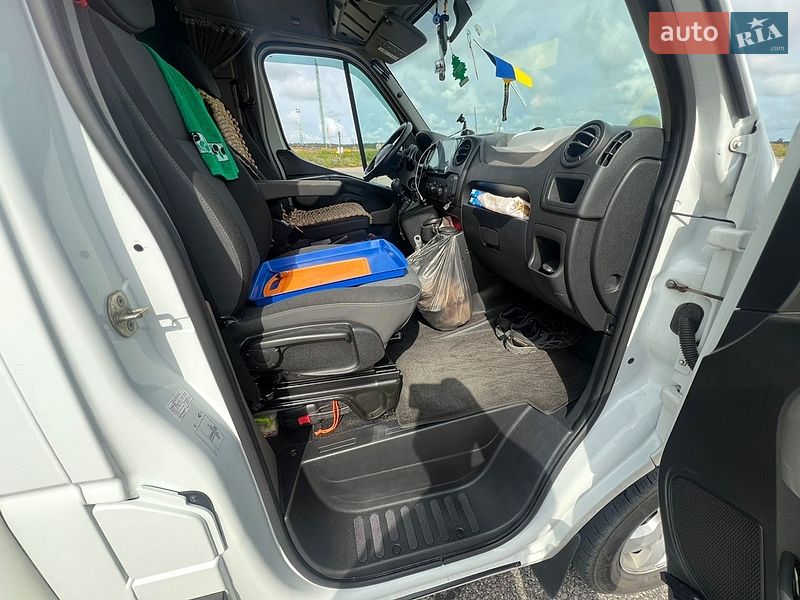 Автовоз Renault Master 2015 в Києві