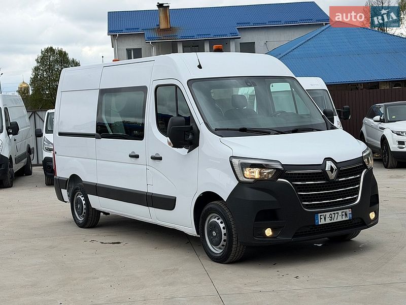 Грузопассажирский фургон Renault Master 2021 в Млинове