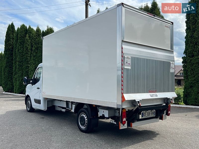 Вантажний фургон Renault Master 2023 в Дубні
