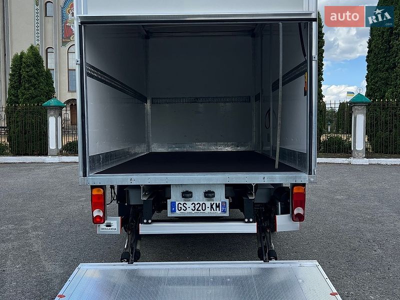 Вантажний фургон Renault Master 2023 в Дубні