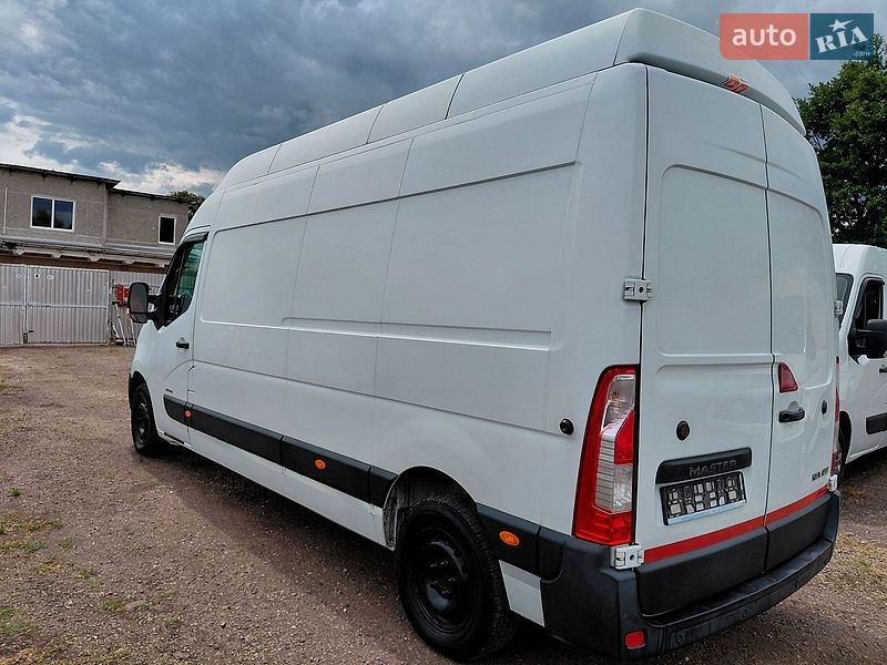 Грузовой фургон Renault Master 2015 в Ивано-Франковске