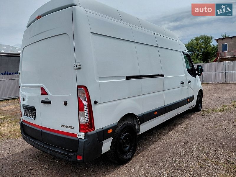 Грузовой фургон Renault Master 2015 в Ивано-Франковске