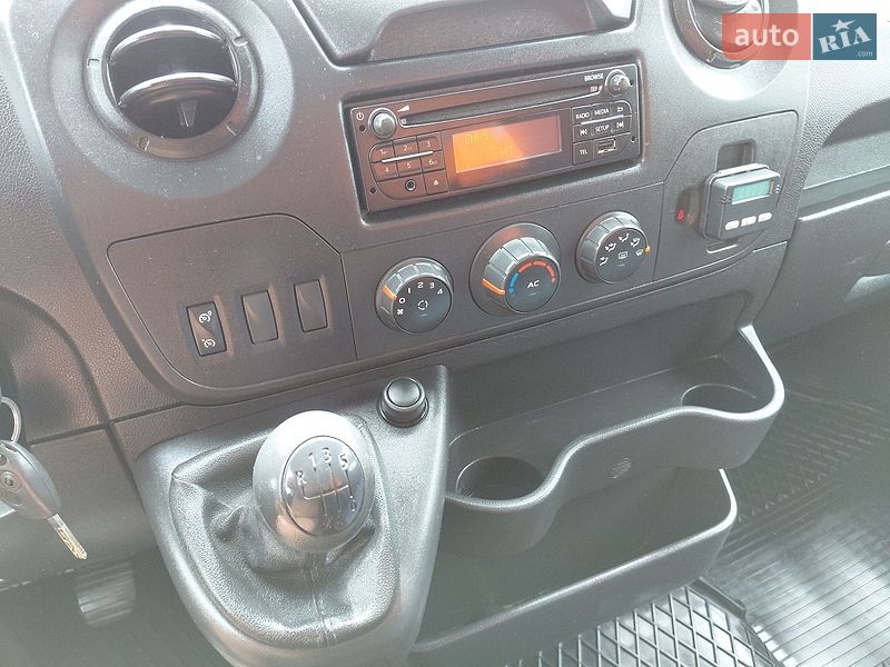 Грузовой фургон Renault Master 2015 в Ивано-Франковске