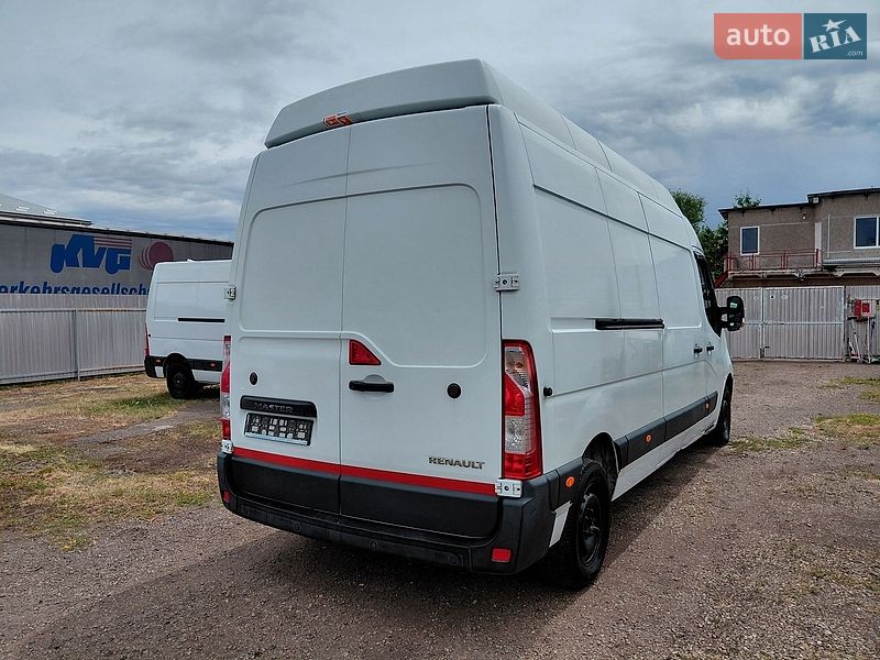 Грузовой фургон Renault Master 2015 в Ивано-Франковске