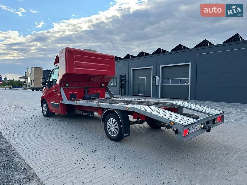 Автовоз Renault Master 2016 в Луцке