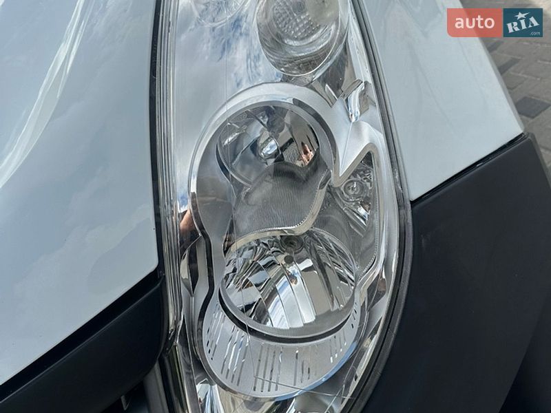 Грузовой фургон Renault Master 2015 в Ровно