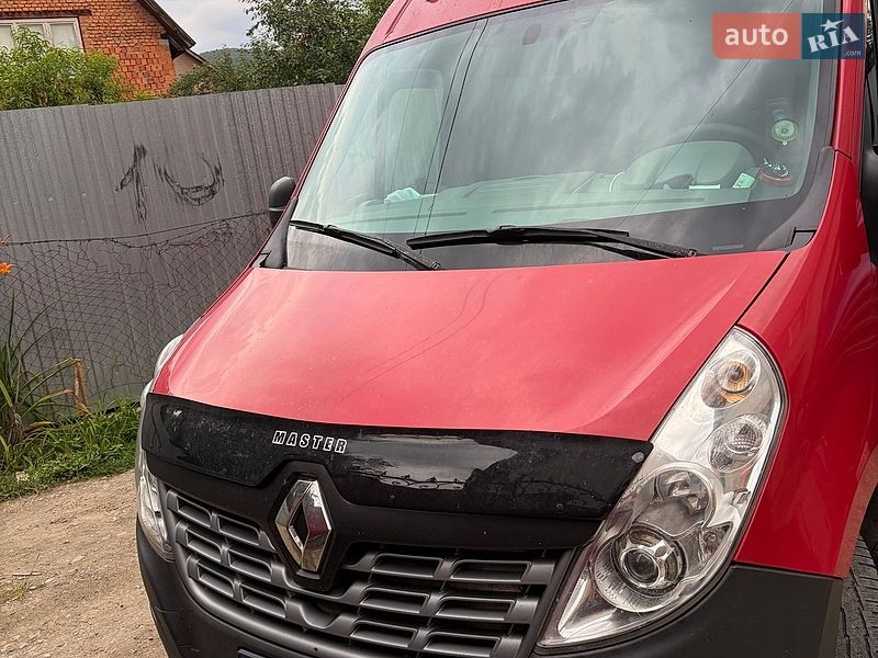 Вантажопасажирський фургон Renault Master 2015 в Рахові