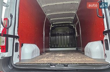 Грузовой фургон Renault Master 2022 в Днепре