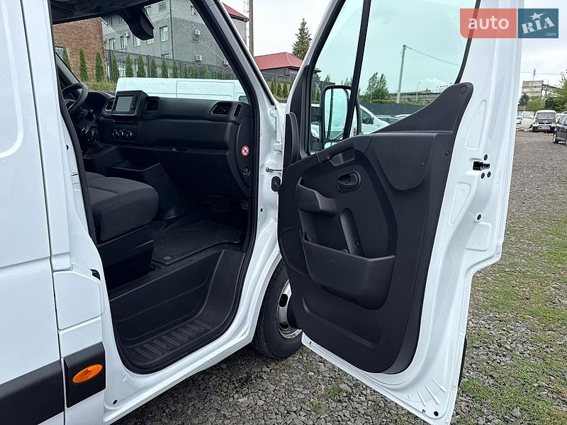 Грузовой фургон Renault Master 2021 в Луцке