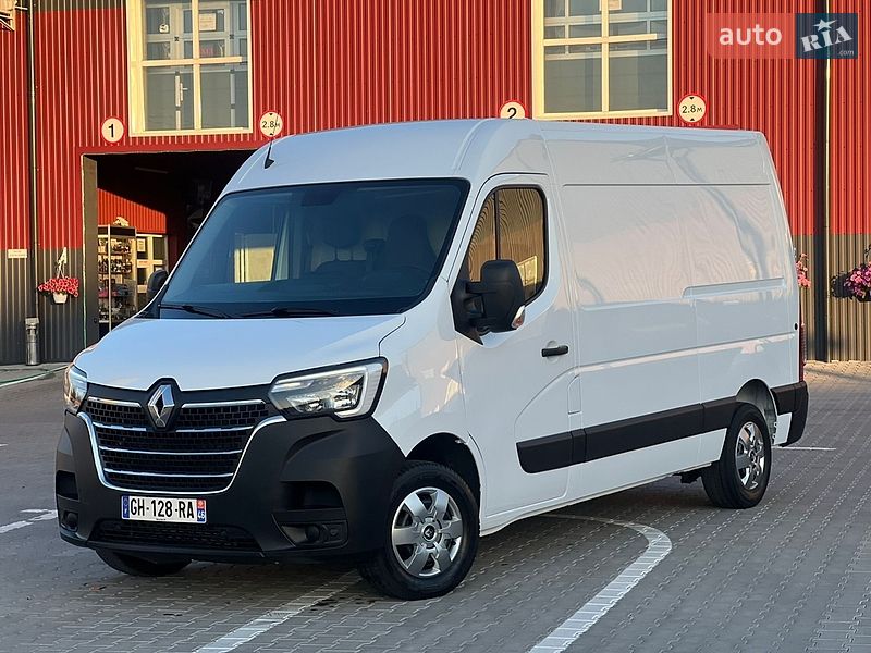 Вантажний фургон Renault Master 2022 в Дубні
