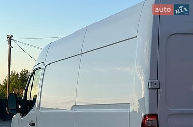 Вантажний фургон Renault Master 2022 в Дубні