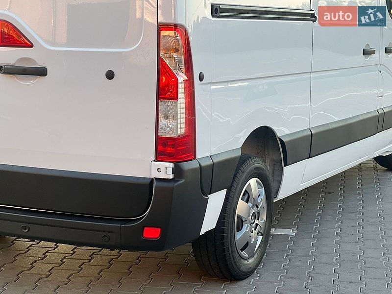 Вантажний фургон Renault Master 2022 в Дубні