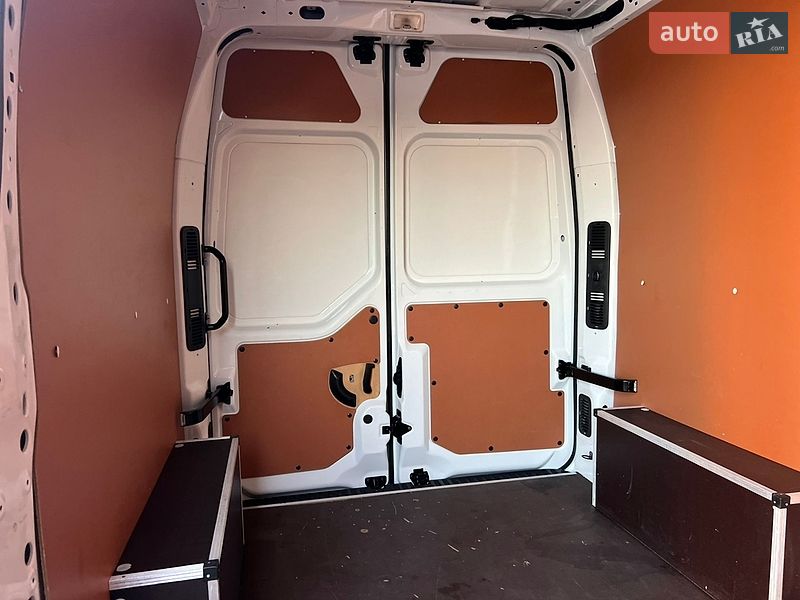 Вантажний фургон Renault Master 2022 в Дубні