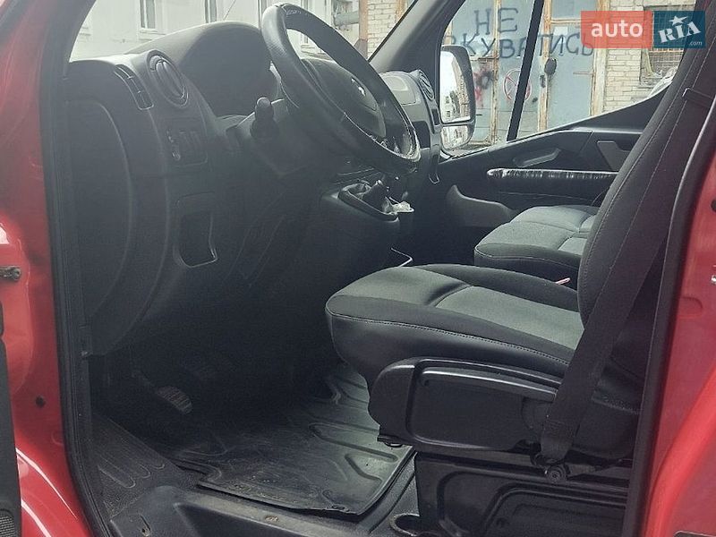 Вантажний фургон Renault Master 2013 в Луцьку